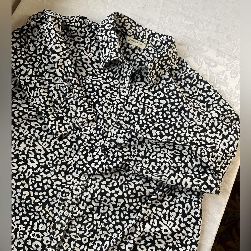 JONES NEW YORK BLACK & WHITE ANIMAL PRINT Button FRONT COTTON BLOUSE  Size 3XL